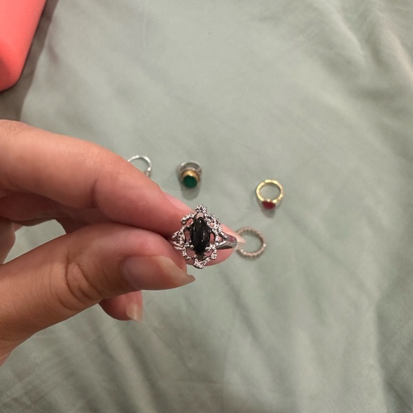 Various Rings - Picture 9 of 11